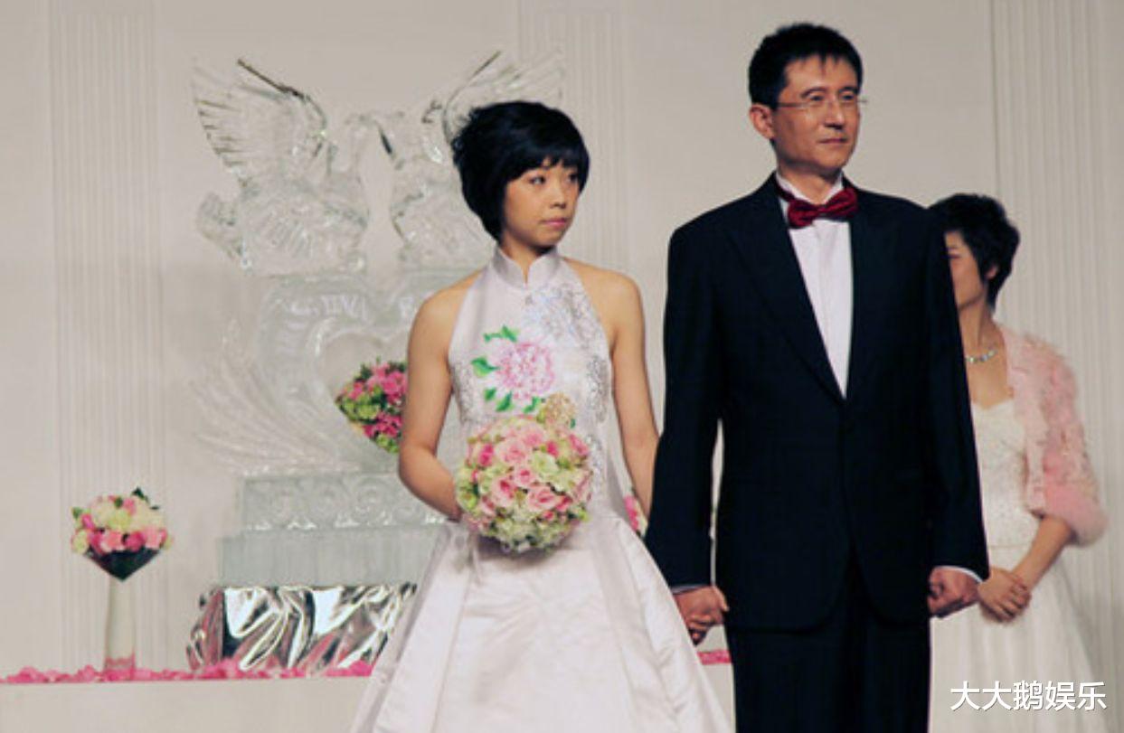 张艺谋|因为爱情还是沉迷钱财?这6对“老夫少妻”组合,相差最大37岁