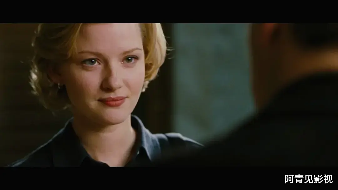 电影|她年轻时有多美？简直是冻龄女神，曾与小李子传绯闻，也为电影献过身