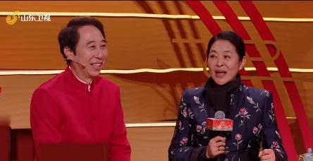 央视：老主持吃香，两位前一姐倪萍周涛各自回老家主持地方台春晚