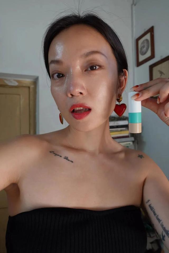 韭菜 编辑部｜本周编辑推荐，多少是有点口红试色细胞在身上的