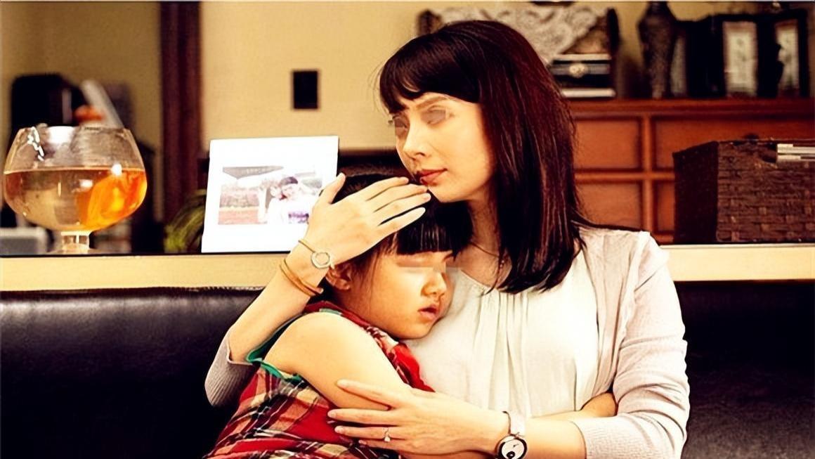 真实案例：单亲妈妈为保护女儿安危，不惜与入室歹徒发生关系