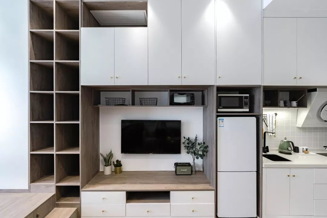 35㎡简约北欧风单身公寓,美观大气,卧室秒变休闲区