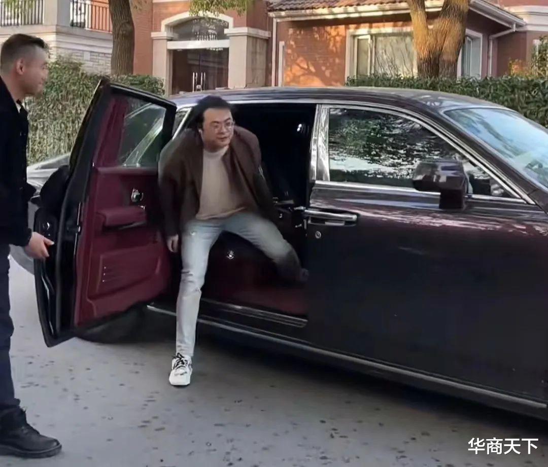 从养龙专业户,到包湖抽干逮鱼,网红倪海杉最后割得谁的韭菜?