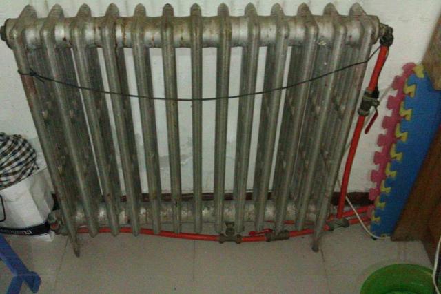 这个冬季生活要有温度，暖气片不热？按这4点去处理轻松解决