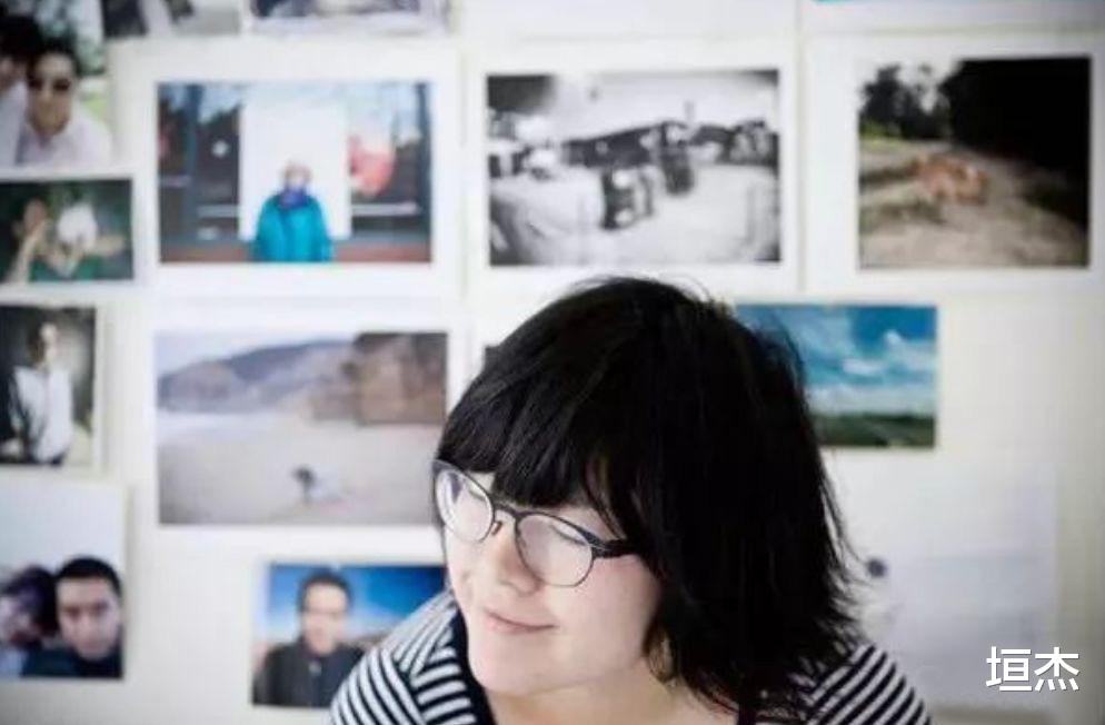 毛阿敏|毛阿敏：含泪追忆亡夫，260亿遗产拱手相让，余生只想做个好妈妈