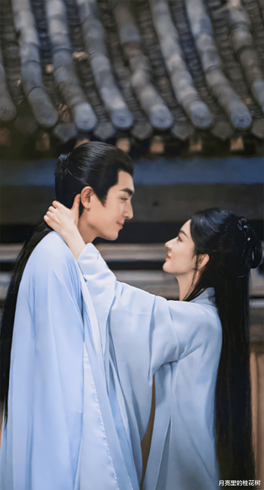 林更新|赵丽颖林更新《与凤行》剧组合影,杀青不远了,你期待吗?