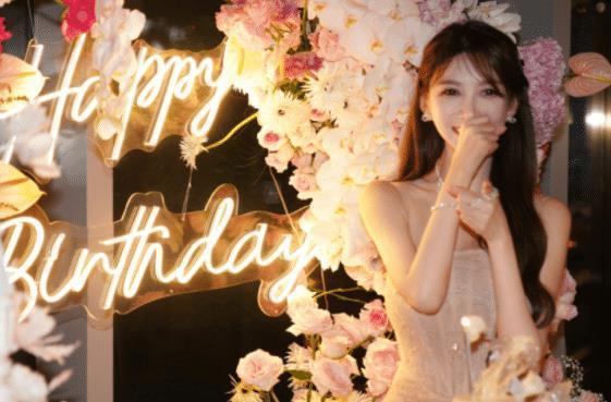 黄晓明|黄晓明回应私生子传闻, 间接坐实与叶珂恋情, 女方或因心虚关闭账号