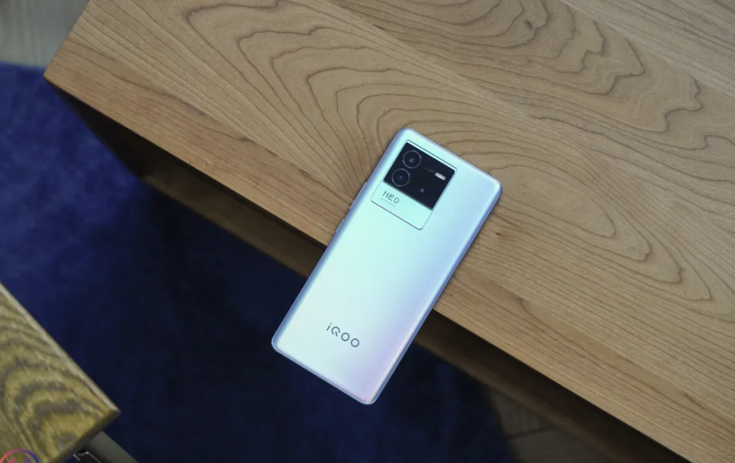 Java|优质小旗舰跌破2000元,80W快充+三星E4屏,迎战618彻底爆发