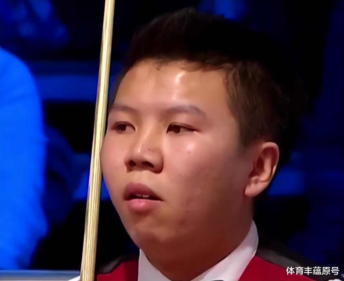 丁俊晖|2: 1！世锦赛：丁俊晖状态爆棚一杆取消质疑，周跃龙3: 1不甘落后