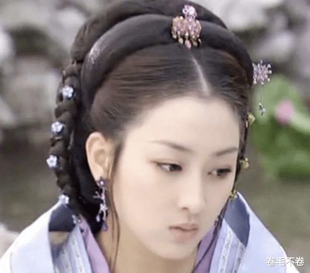 黄圣依|“大长脸”也好看的8位女星，个个明艳大气，高级感十足