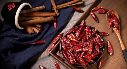 长期吃辣椒，究竟有益还是有害？不管好坏，这5类人都要少碰辣椒