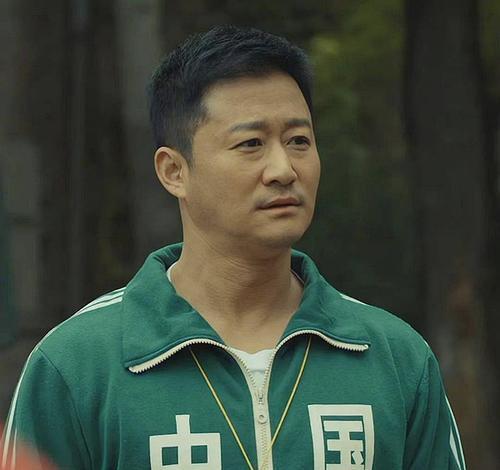 吴京|小个子一定不好惹,战狼居然请到真特种兵!吴京偷学单手手枪上膛