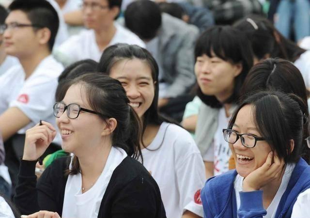 大学|“三本生能进入体制内，那还读什么985大学”？这番话引众人深思
