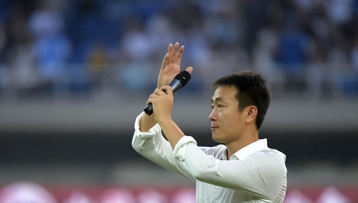 董路|再见董路！邀请足坛国手名宿合作被拒绝：不缺钱，不想讨好球迷！