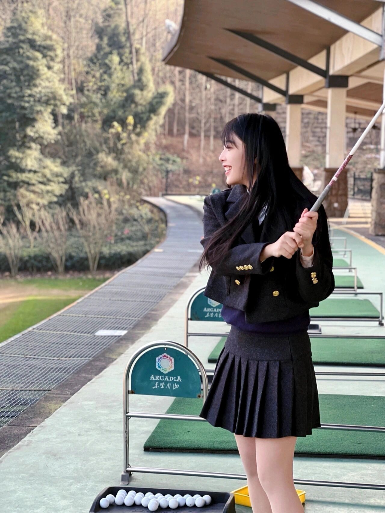 |在职场上有话说得好，不仅要埋头苦干，也要抬头看天，到底看什么