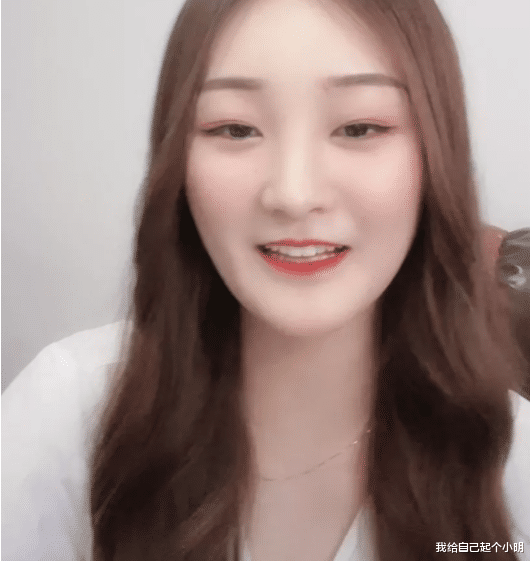 汪小菲|陈亚男成“网络乞丐”，呼吁粉丝给她刷礼物，满1000元可加联系方式