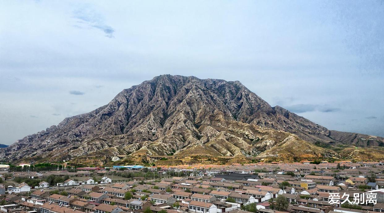 桂林|中国最孤独的山?这3座山,没有最孤独,只有更孤独