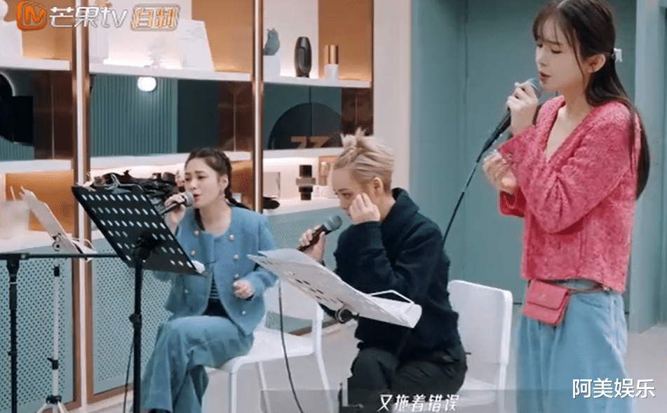 阿娇|阿娇秒删推文上热搜，手滑转发的内容惊到网友