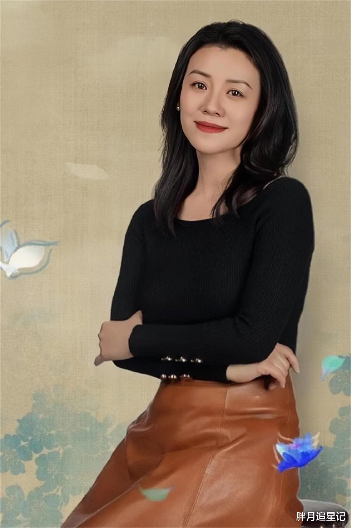 刘琳|刘琳：25岁爱上大15岁导演，被抛弃后相亲嫁穷小子，今幸福美满