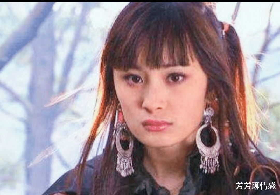 杨幂|齐刘海,古装剧鉴“丑”神器