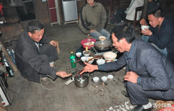农村那些“晚餐喝上2两酒”的人,如今是否还健在?现在看还不晚