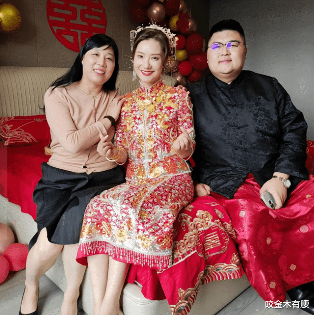 求婚|网红猴哥婚礼细节曝光,求婚告白看哭一片宾客,痞幼聂小雨没参加