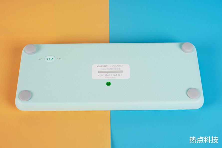 机械键盘|黑爵K840T三模机械键盘评测 高颜值与单色光打造内外兼修外设