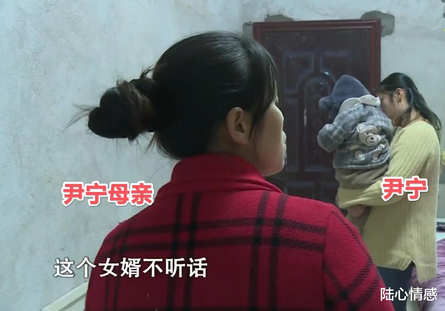 妻子生下二胎后,丈夫与00后女店员相恋,辩解称: 我只是逢场作戏