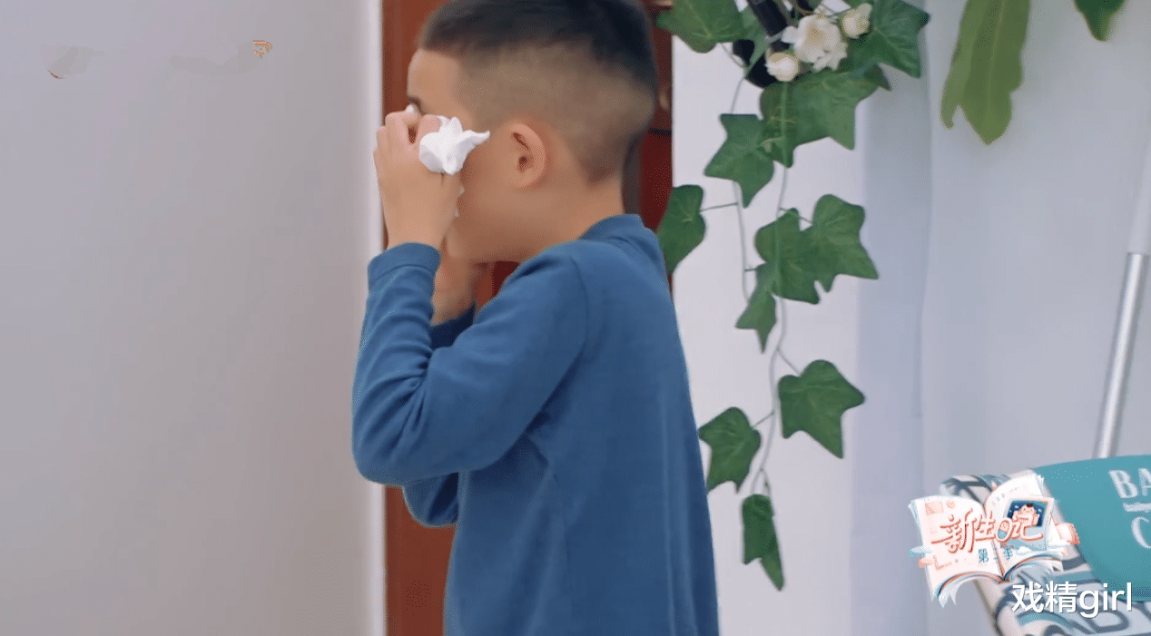 应采儿|应采儿称来到内地总算不用每天担心受怕，硬逼Jasper学汉字拼音