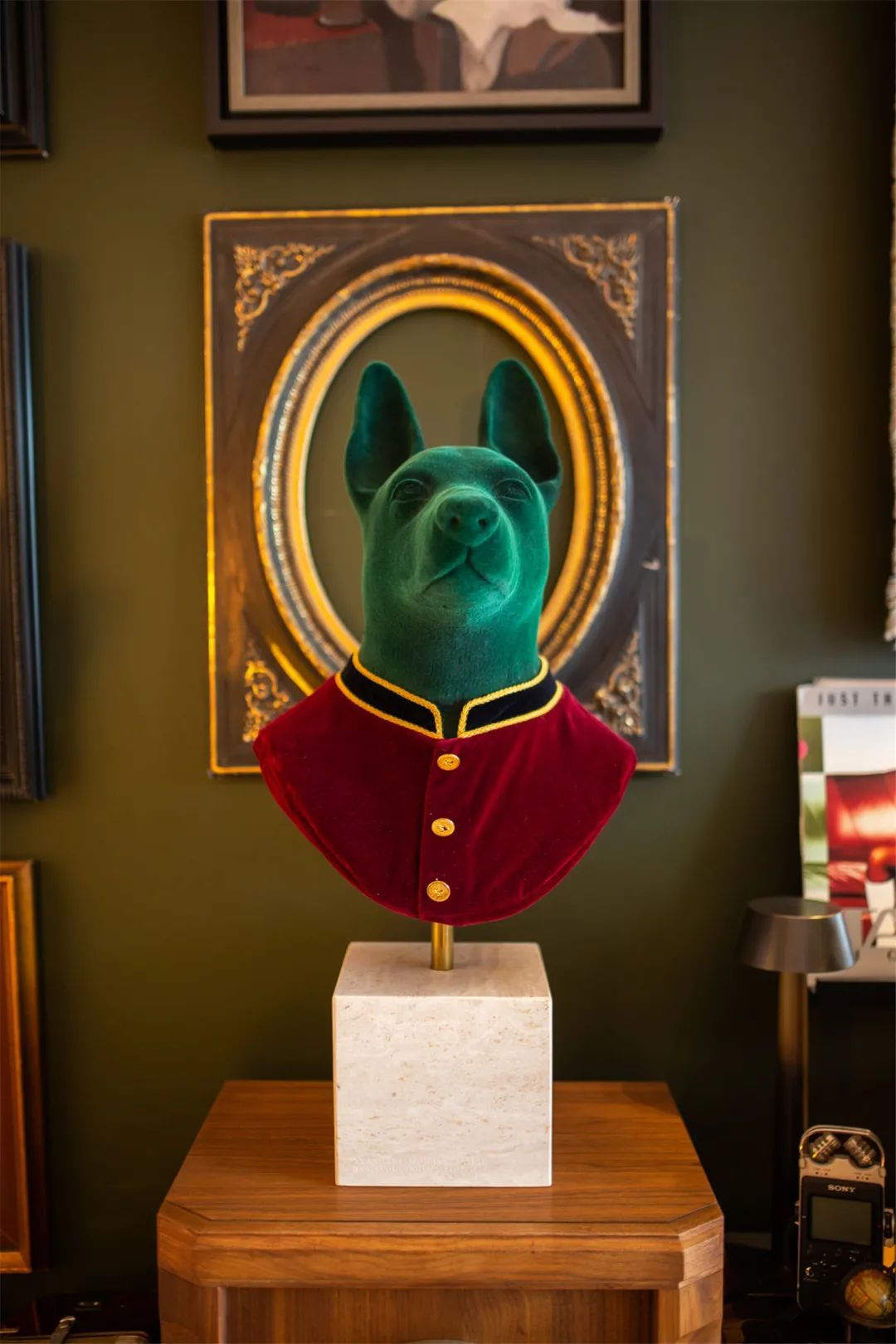 珠江新城|在欧洲回收工地废铁,带回900平艺术别墅