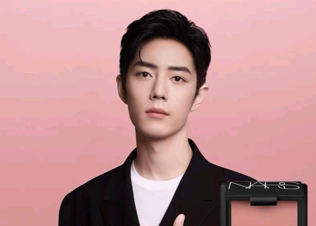 肖战|《斗罗大陆》在泰国上映，肖战一人独揽热搜榜前四名。这波厉害了