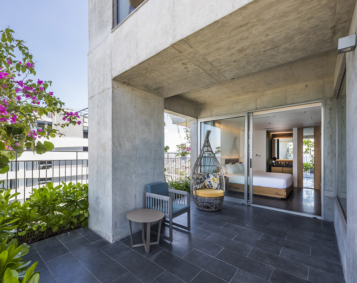 亿伽设计│酒店设计│Chicland酒店:被绿植系统覆盖的海边酒店