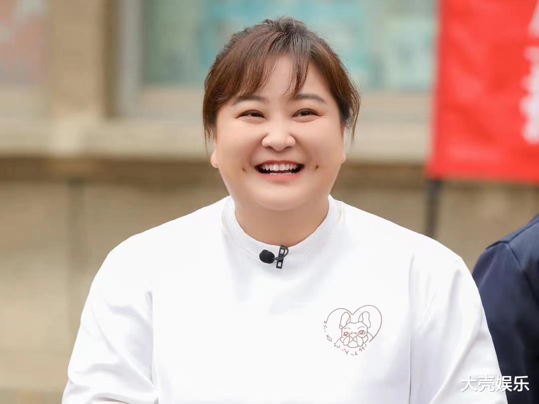 刘德华|贾玲发文为刘德华庆生,三张配图细节满满,祝福文案令人感动