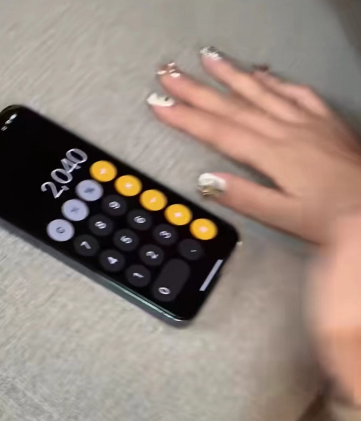 杭州|53岁港姐公开花销：1天不出门也要花2040元，已住杭州2年