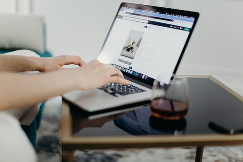 |性格内向的老实人，想要赚大钱成大事，要学会从事三类不起眼的工作