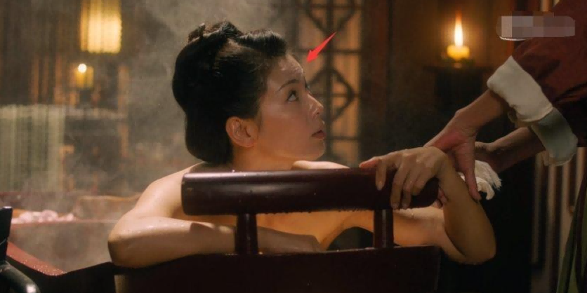 正午阳光|颜值太低别演“美人出浴”!有人一眼万年,有人想把她按水里