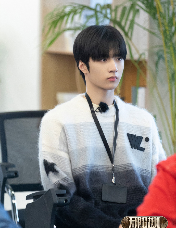 黄磊|《无限超越班》开播,惠英红的点评一针见血,多少演员都被打脸了