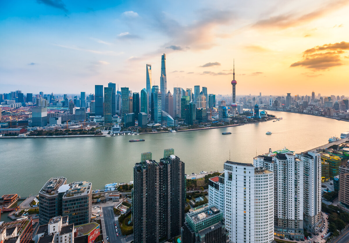 房产税|房产税没来,“这个税”先来了,最高20%,新规下两类人睡不着了