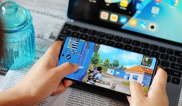 vivo|vivo上线天玑9000新机，12G+512G大存储不足五千，路转粉了