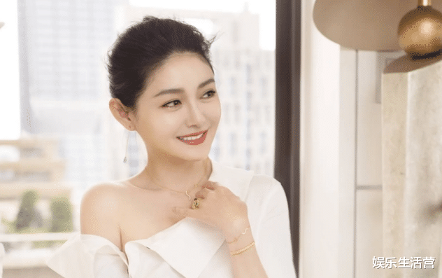 大S|46岁大S怀3胎3个月？小菲旗下账号称她为具破底线，为爱豁出性命