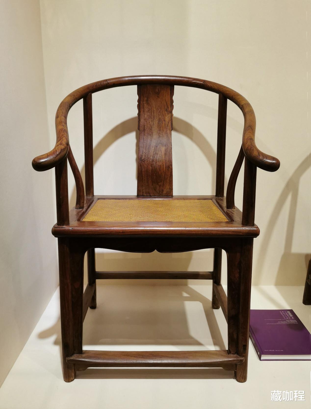 |位高权重鲜有可比，明黄花梨圈椅112.7万成交