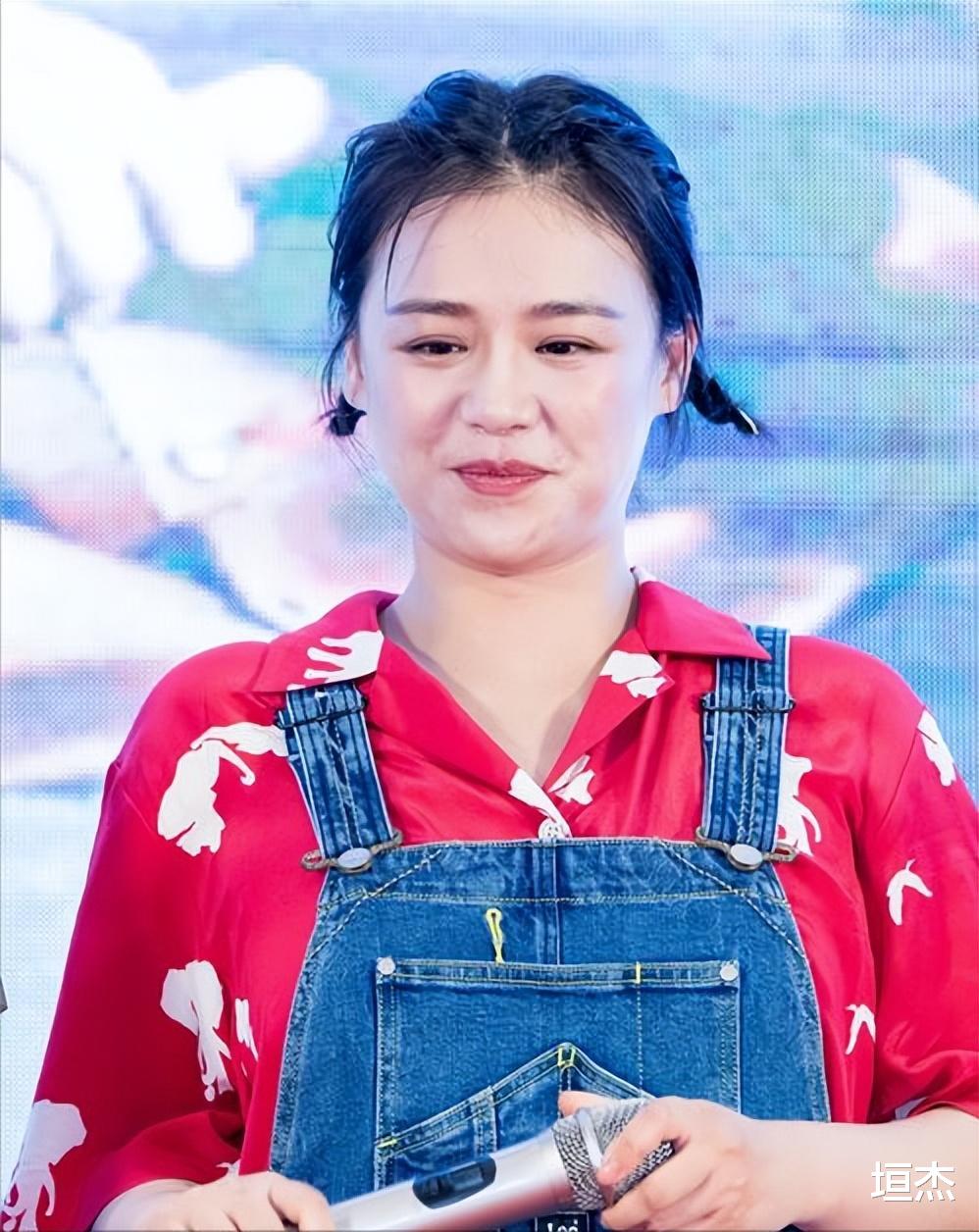 生图|痘痘脸、赘肉、五五分！生图里的“女神”明星，都因“照骗”翻车