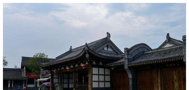 自贡|宋城310票价游客不断,我国另一个宋古城免费开放,却被当成公厕