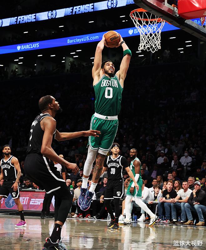 唐斯|唐斯轰33+14+3仍无缘今日最佳！对不起！你碰到NBA奇迹了