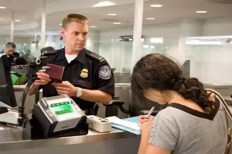 许可馨|许可馨高调回国，放肆“叫嚣”没人敢动她，如今怎么样了？