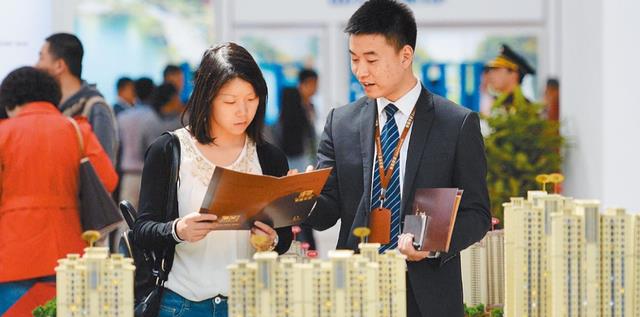 王石|王石的“预言”已成真？国内40%以上的城镇家庭，未来将面临什么