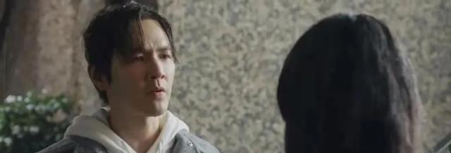 男神|7位“不老男神”的真实模样,吴奇隆脸上痘痘多,陈浩民脸僵浮肿