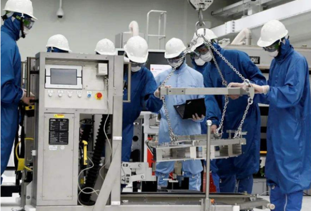 小米科技|美国能在芯片上卡中国脖子多久?摩尔定律告诉答案,真相让人心酸