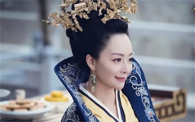 9岁皇子为看婴儿长啥样,竟活剖孕妇,母亲被废后直接干掉老爹