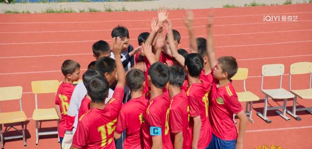 张雷|《我们这十年》热爱篇,白宇演技爆发,网友自发好评